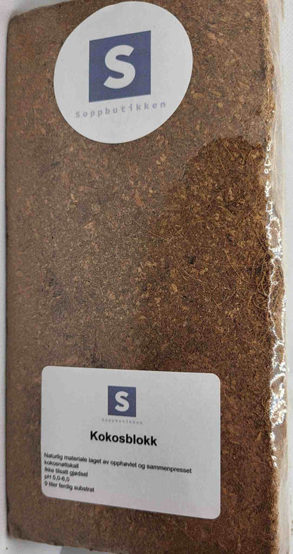 Kokosblokk er et naturlig materiale laget av opphøvlede, sammenpresset kokosnøttskall og varmesterilisert.