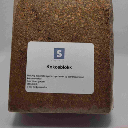 Kokosblokk er et naturlig materiale laget av opphøvlede, sammenpresset kokosnøttskall og varmesterilisert.