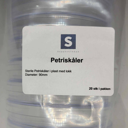 Sterile petriskåler i plast, med lokk. Leveres i pakke med 20 stk.